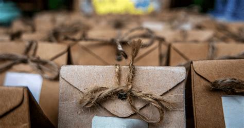 14 sustainable giveaways to get REALLY excited .
